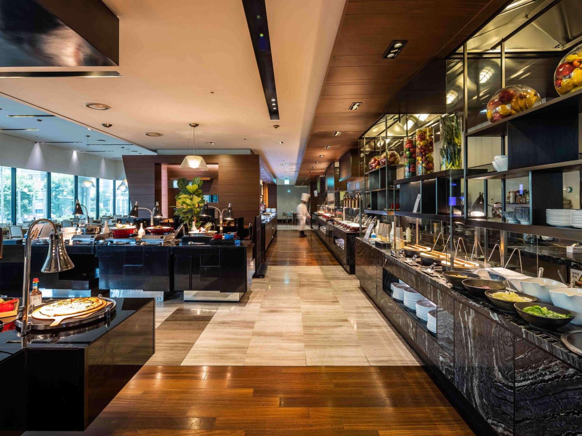 Novotel Ambassador Seoul Gangnam Экстерьер фото